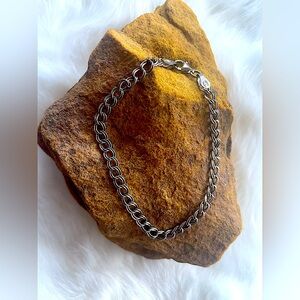 Sterling Silver 925 chain style bracelet, solid sterling, 10.5” long